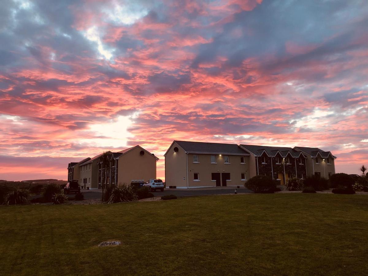 Connemara Sands Hotel & Spa Клифден Экстерьер фото