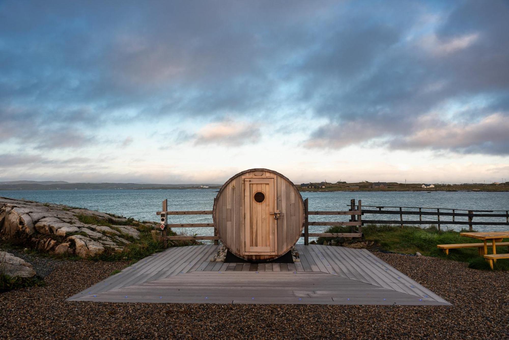 Connemara Sands Hotel & Spa Клифден Экстерьер фото